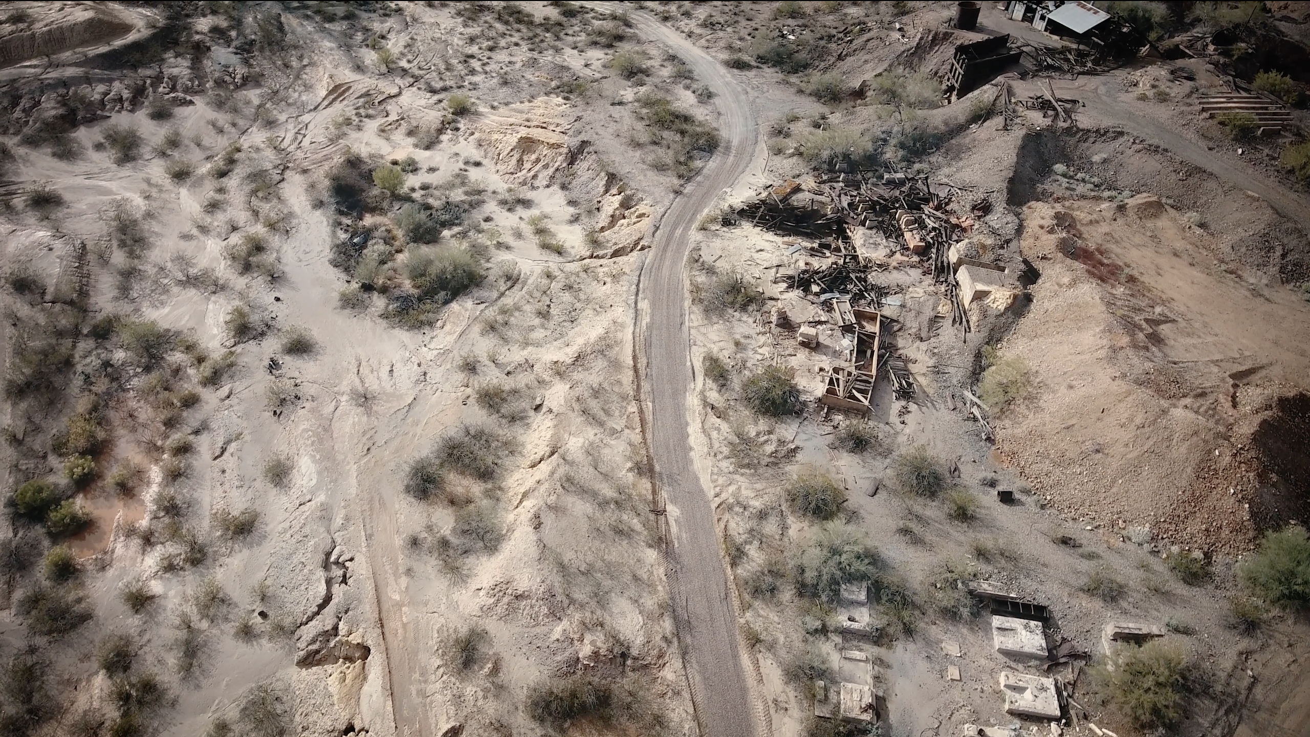 《Salvation Mountain》03